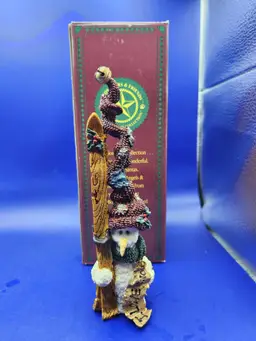 Boyds Bears & Friends Olaf Mogul Meister Figurine  1997