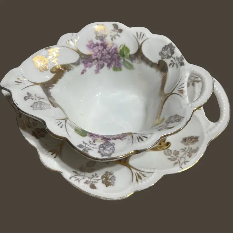 053 Vintage Porcelain Violets Gild Leaf Shape Gravy Boat And Under Plate 7" X 2.75"