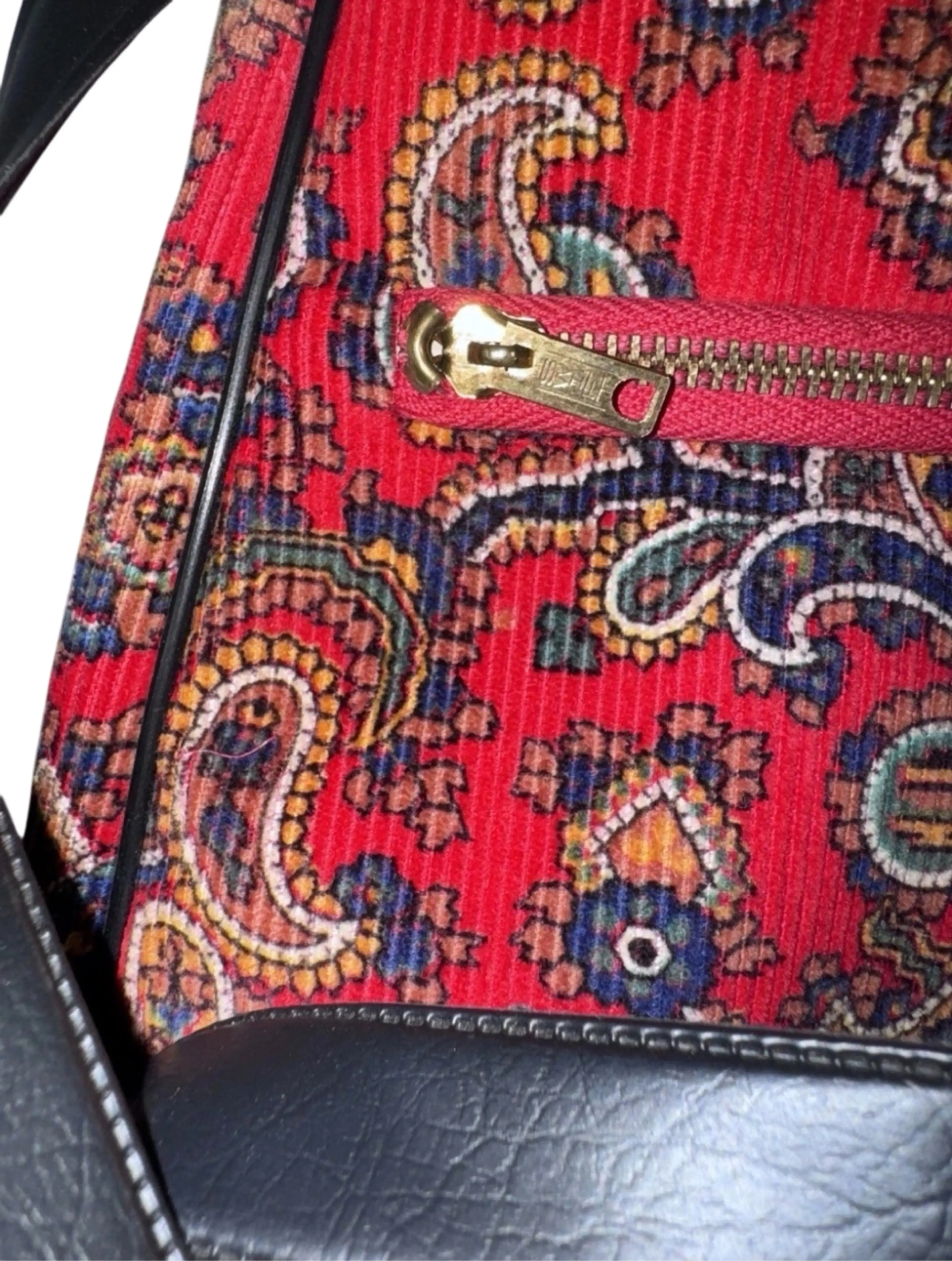 Image 2 of 9