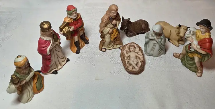Vintage Bisque Porcelain Nativity Scene Set 9 Pc Handpainted Exquisite Detail