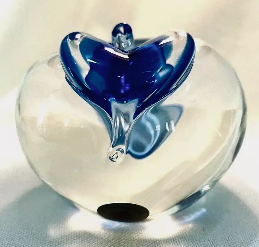 Granna Glass Apple W/Blue Paperweight -Handmade From AB Granna Glashytta, Sweden