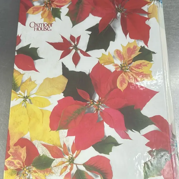 1989 Christmas with Southern Living Holiday Traditions Decorating Bazaar