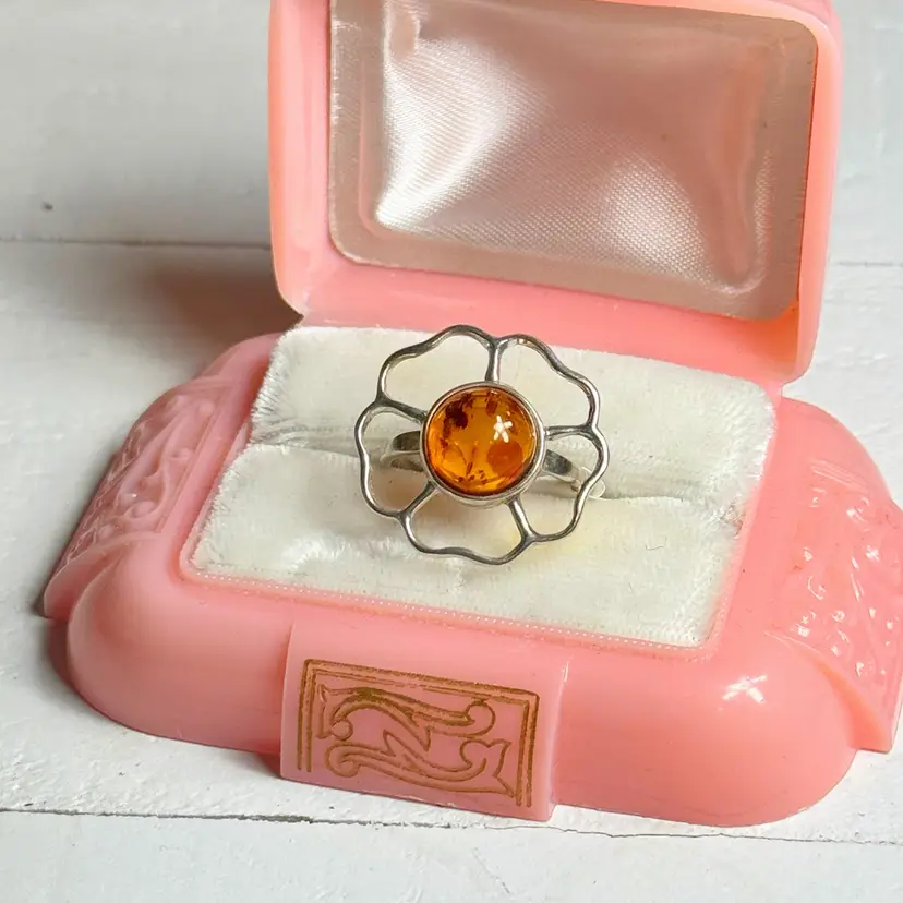 Sterling silver Amber flower ring size 7
