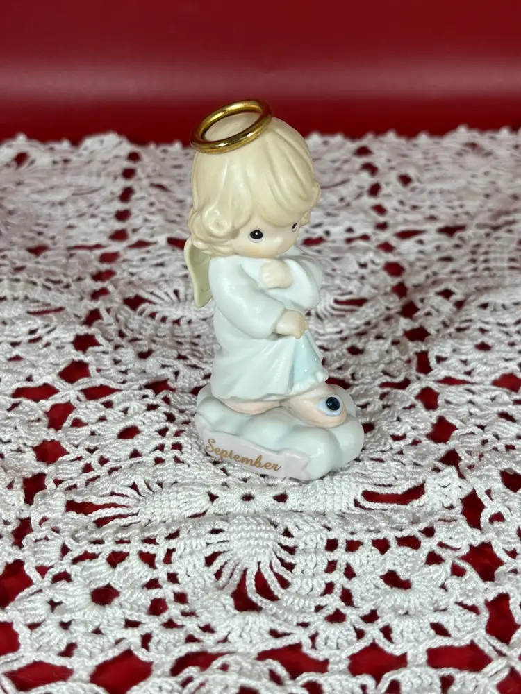 Vintage Precious Moments September Birthstone Angel