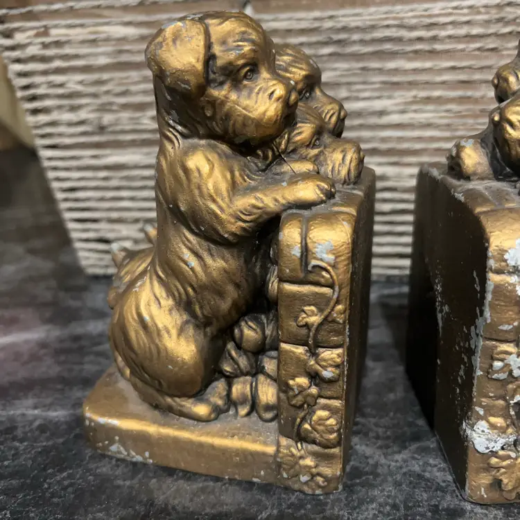 Vintage Gold Tone Cast Metal Terrier Puppies Looking Over Fence Bookends