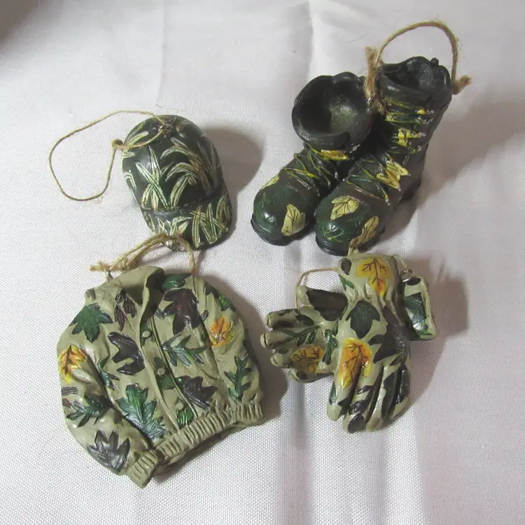 Set of 4 Resin Camo Hunting Gear Christmas Ornaments -Boots/Gloves/Jacket/Hat