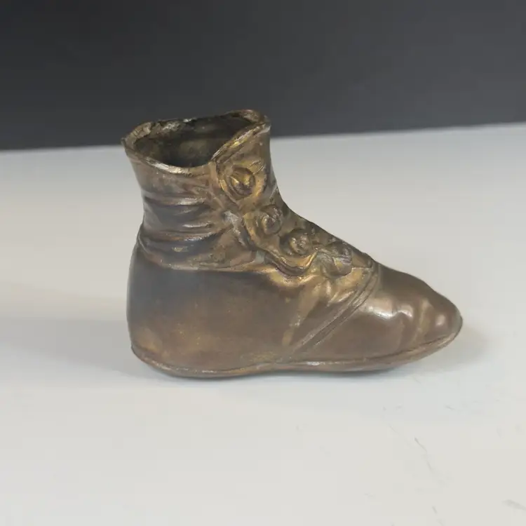 #1123 Antique Bronze Baby Shoe Pin Cushion Without The Cushion