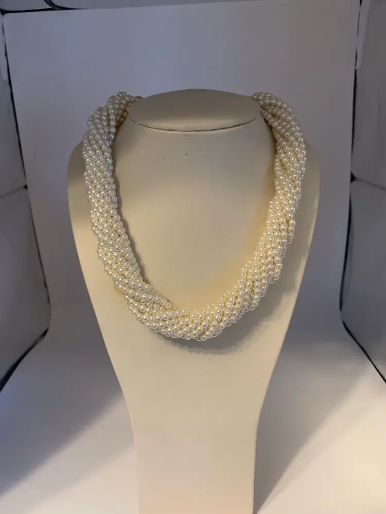 Beautiful Napier Twisted Seed Pearl Necklace