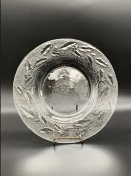 Arcoroc 5 Pcs. Holly Tree Christmas Design Dinner Plates 10.5” Clear Glass Vtg.