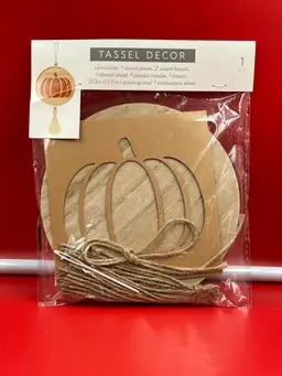 2022 Horizon Group Pumpkin Tassel Decor Kit