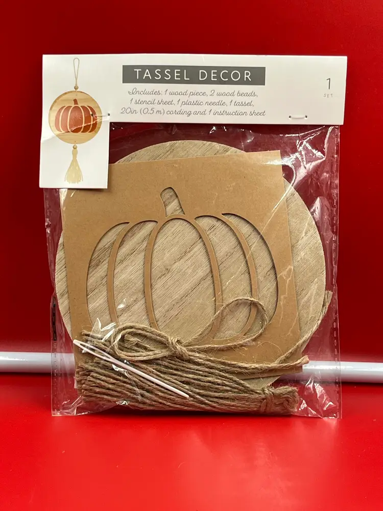 2022 Horizon Group Pumpkin Tassel Decor Kit