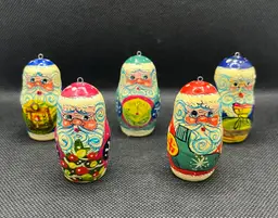 Hand Painted wooden Russian matryoshka nesting doll Santa Clause ornaments set 5