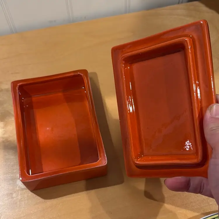 Sascha Brastoff Signed Ceramic Box