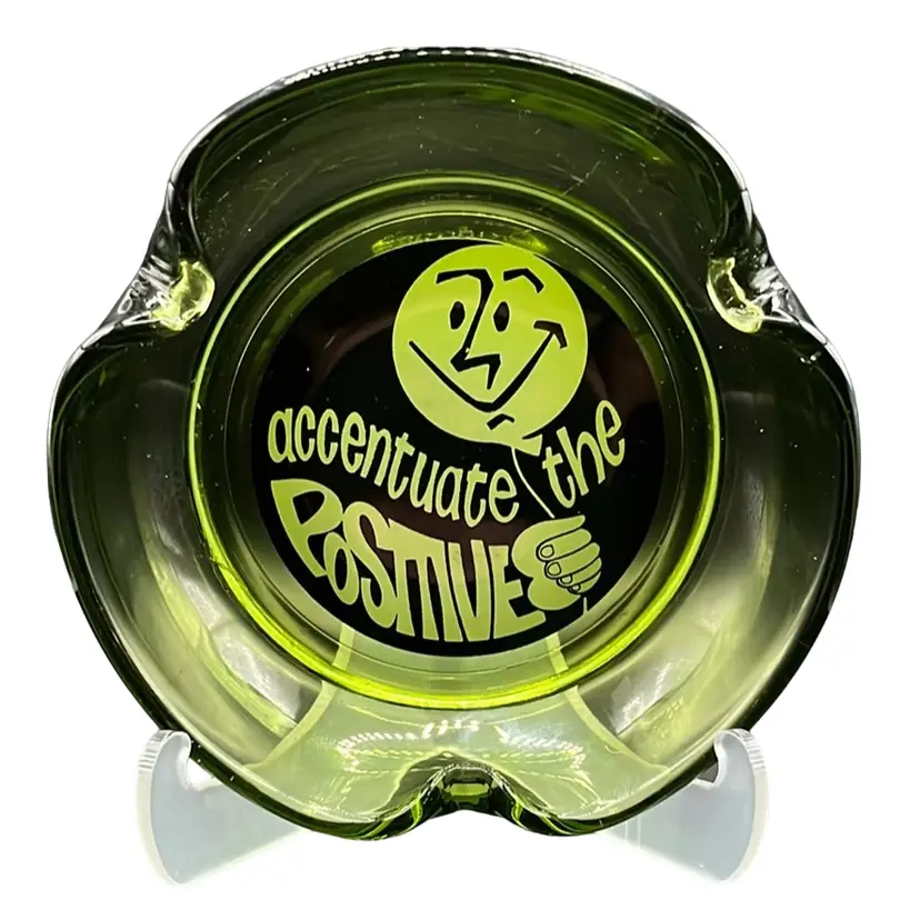 Retro Fun Funky Vibe Green Glass Ashtray Trinket Dish Accentuate The Positive Smiley Face