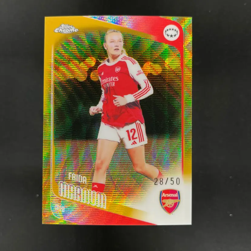 Frida Maanum 2025/26 Topps Chrome UWCL Gold Wave /50 Arsenal Soccer Card