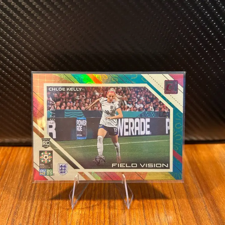 Chloe Kelly 2023 Donruss Women’s World Cup Field Vision Red Parallel /299