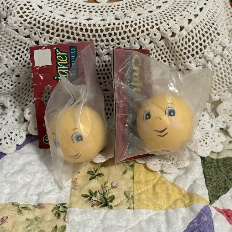 10 Bags Vintage Wooden Heads/Painted Faces Asst Sizes  1 Pair Blue Cat Eyes