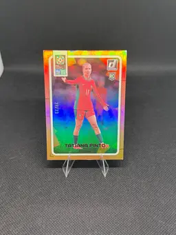 2023 Donruss FIFA Women's World Cup Pink Tatiana Pinto RC /23