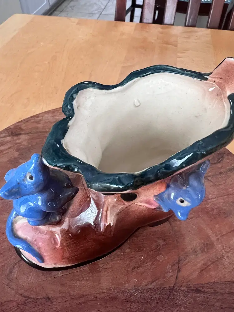 Japan Made Mice On Show Ceramic Planter 
4x3”
In Nice Condition 