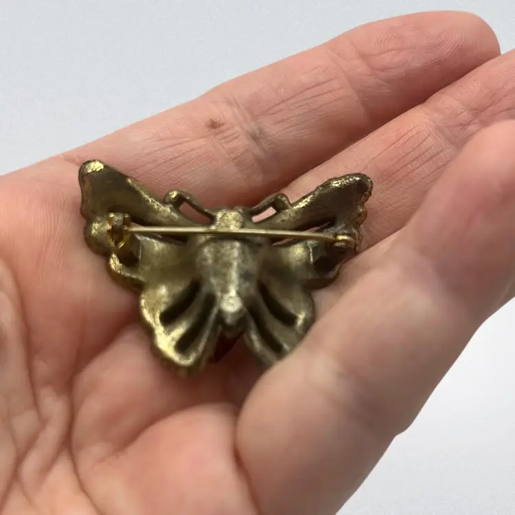Art Deco Silver Toned Butterfly Brooch, 1-1/2”