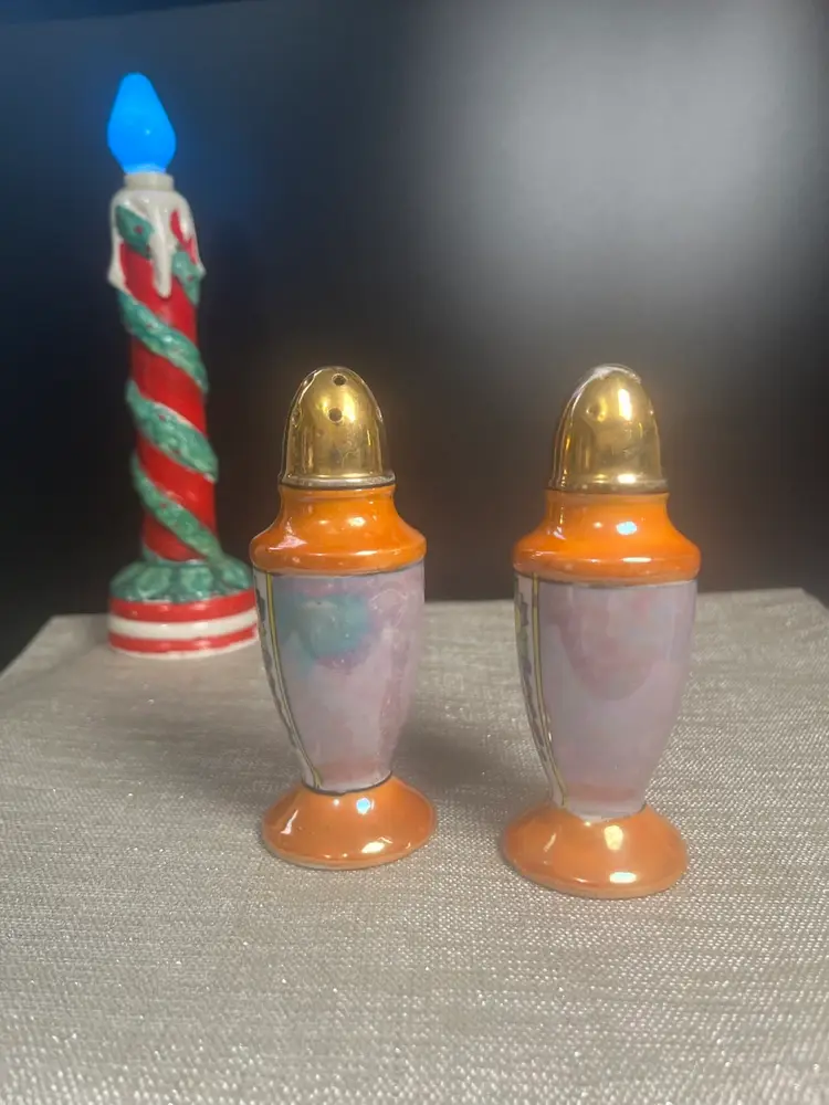 Made in Japan-Lusterware Salt & Pepper Shakers