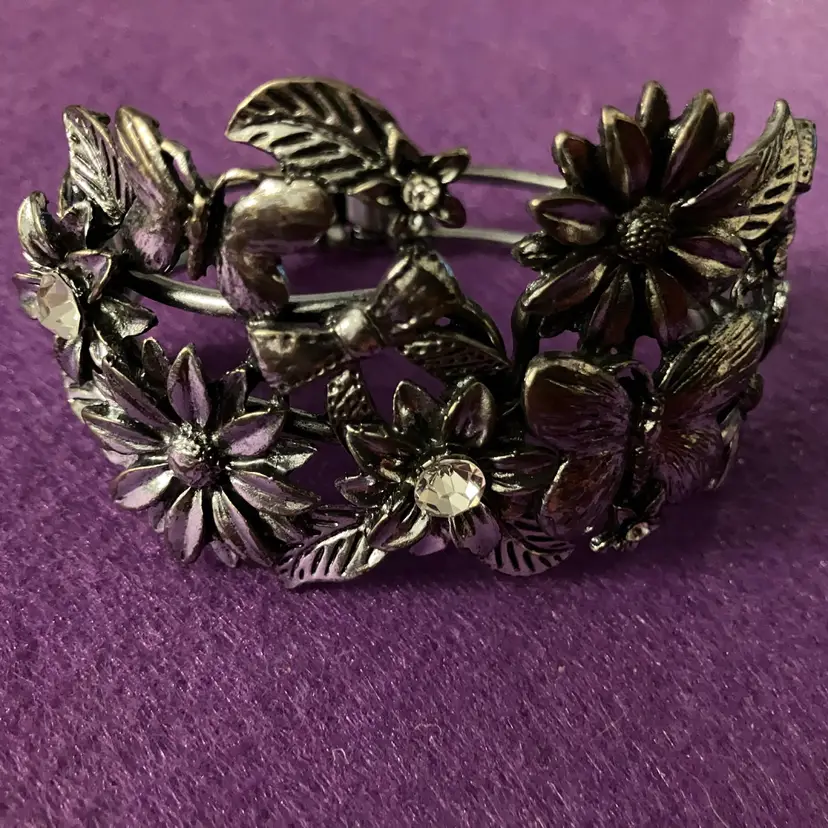 Chunky Silver Tone Clamper Bracelet