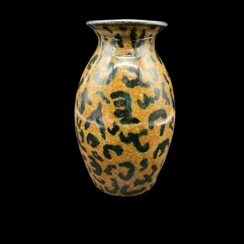 #06 Decorative Ceramic Leopard Print Vase