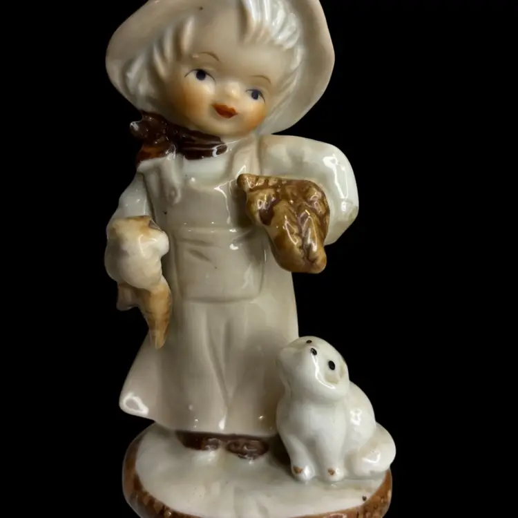 Vintage Homco Porcelain Figurine Of A Boy And His Cat.