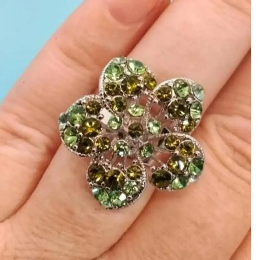 Vintage Green Rhinestone Flower Ring, Size 8 Adjustable