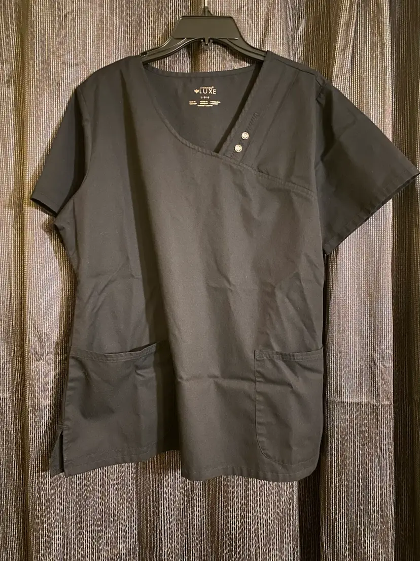 Cherokee Luxe Women's Size Large Black Short Sleeve Scrubs Top