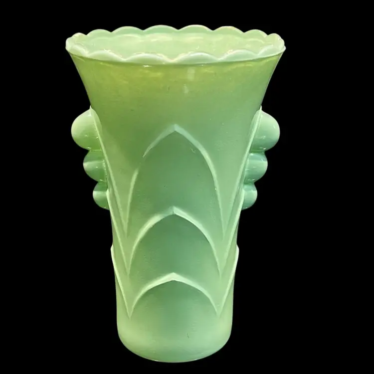 Anchor- Hocking Vitrock - Vintage Green Art Deco Chevron Vase- 5.25” Tall