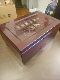 Vintage Plastic Sewing Box.