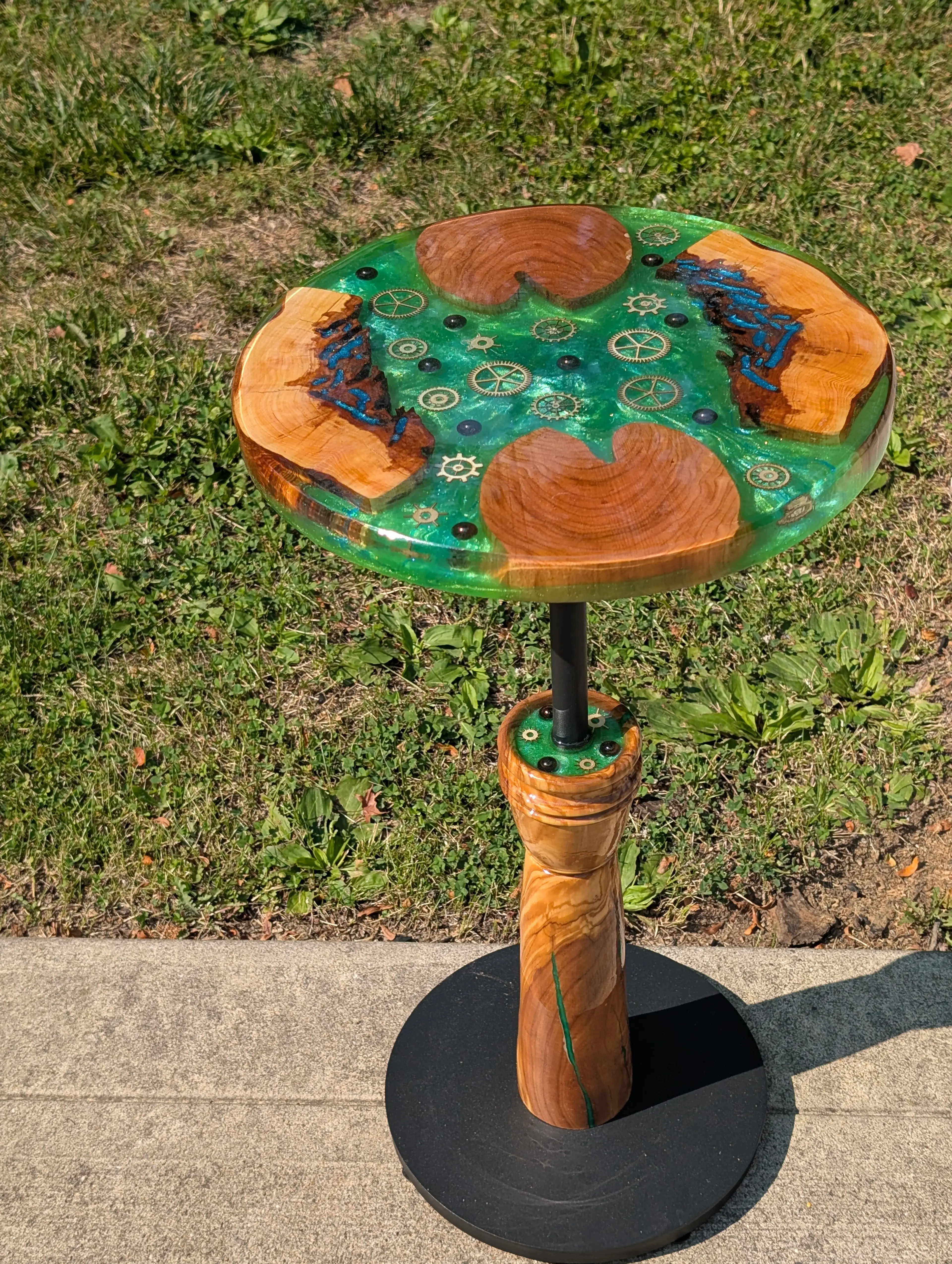 Image 1 of 2