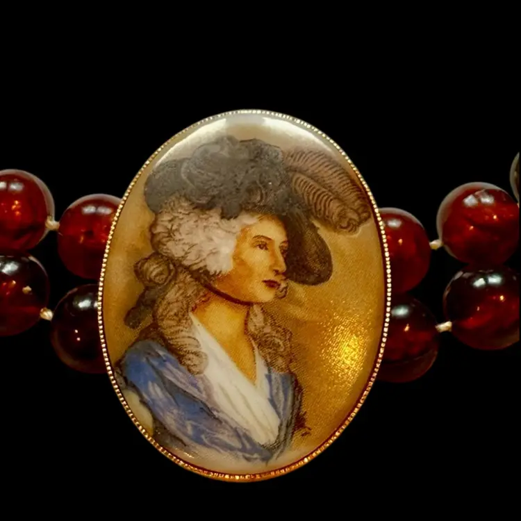 Vintage West Germany Double Strand Amber Plastic Beaded Necklace w/Detachable GoldTone Cameo Clip On Pendant