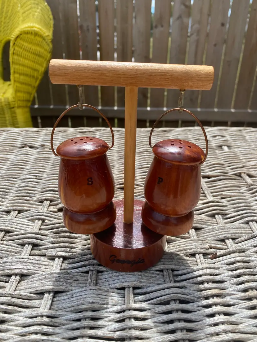 Vintage Souvenir Wooden Hanging Georgia Salt and Pepper Shakers