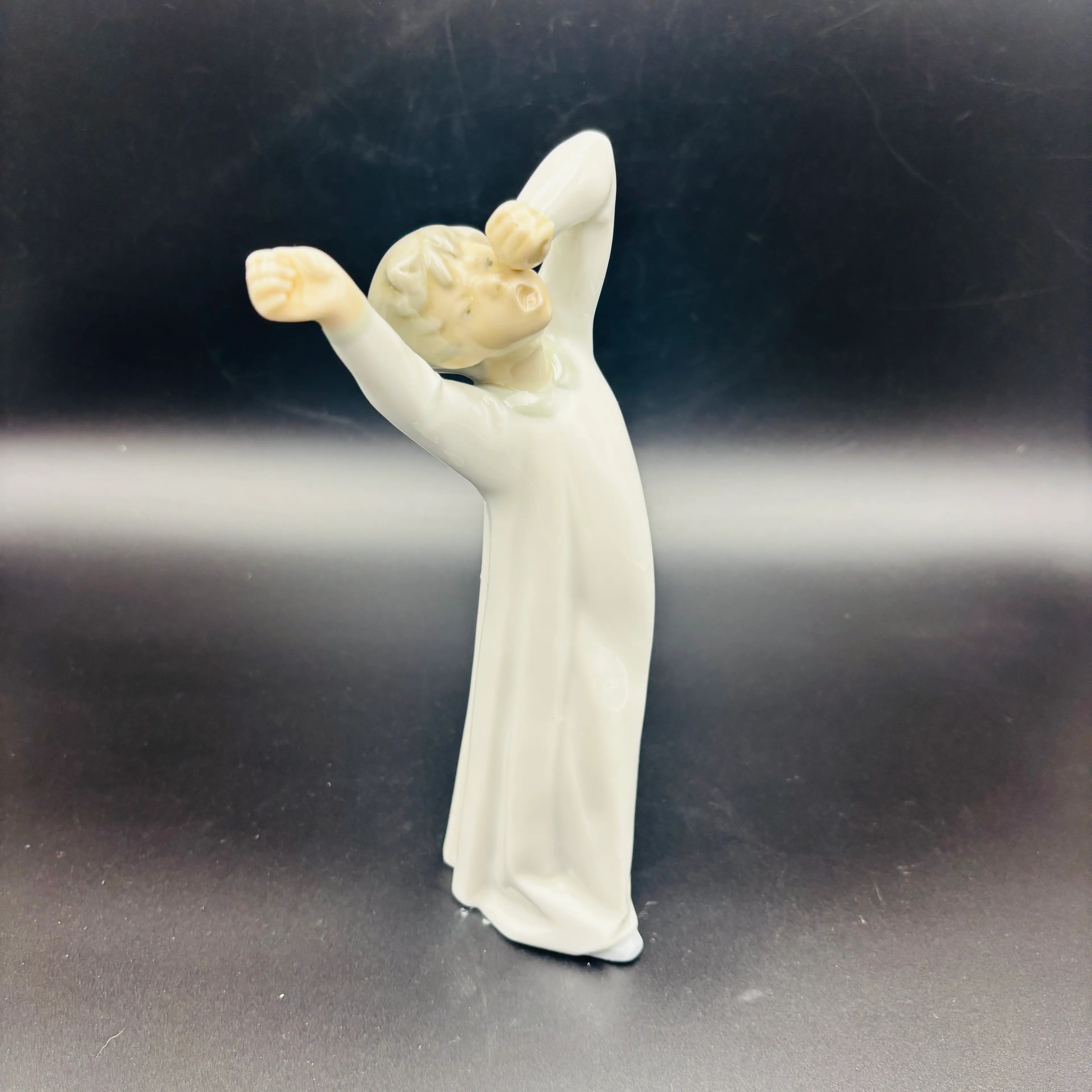 Image 2 of 7