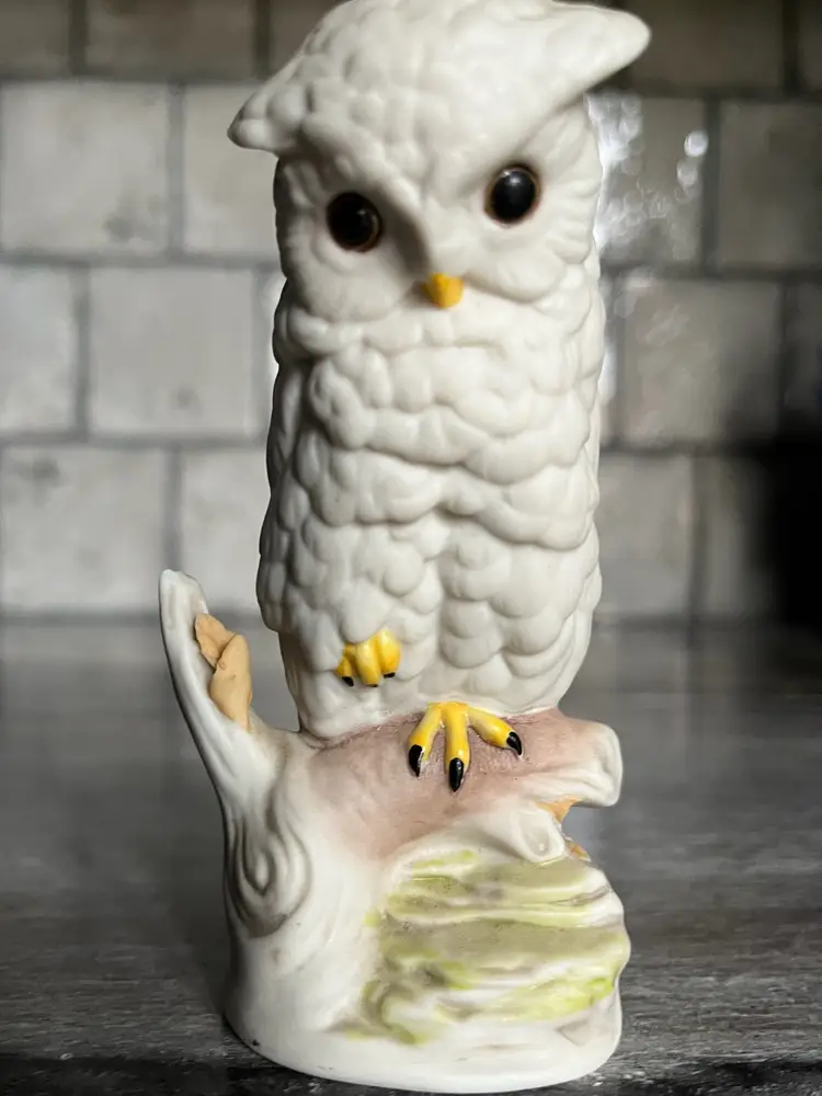 CYBIS Porcelain Owl 4 1/4 inch SHELF Excellent Condition