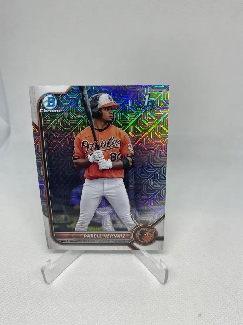 2022 Bowman Chrome Mega Darell Herniaz 1st