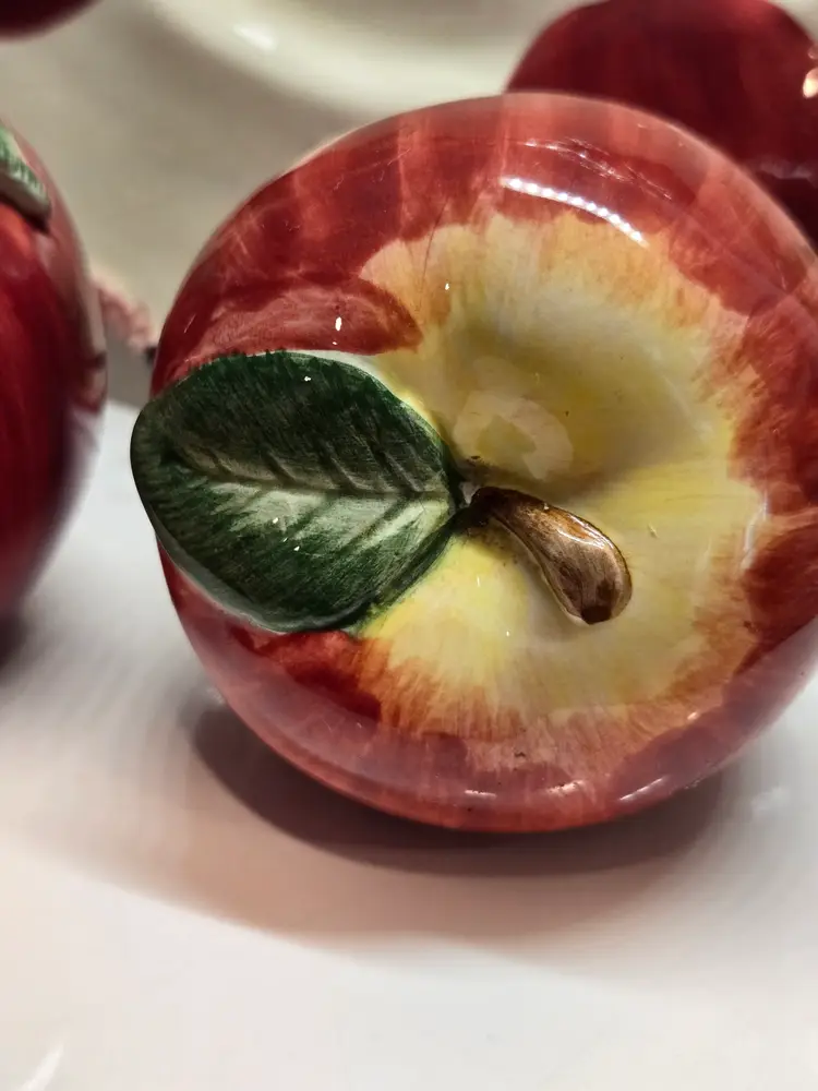Majolica-style Apple Shaped Salt and Pepper Shaker