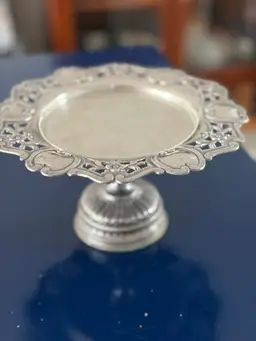 Antique  Silver Plate Pedestal Dessert Stand – Ornate Pierced Rim – Victorian / Edwardian