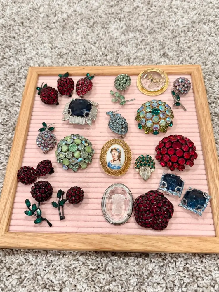 Vintage Brooches & More! 