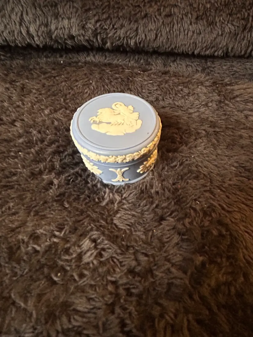 Vintage Wedgwood  Blue Jasperware Small W/ Lid  Round Trinket /Pill Box