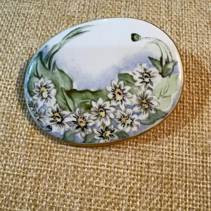 Vintage Floral Brooch