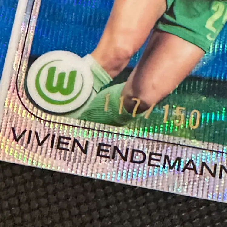 Vivien Endemann RC 117/150 Blue Wave #66 - 2024/25 Topps Chrome Gold UEFA Wolfsburg