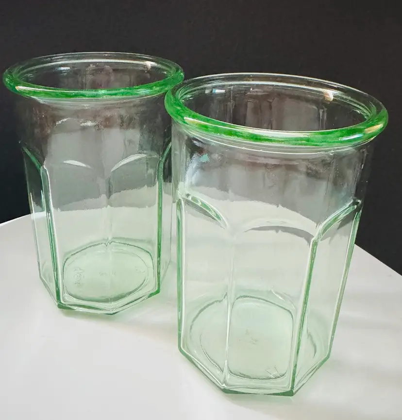 Set Of Two Vintage Large Anchor Green Glasses That Glow Clear Under UV Light - Cerium
