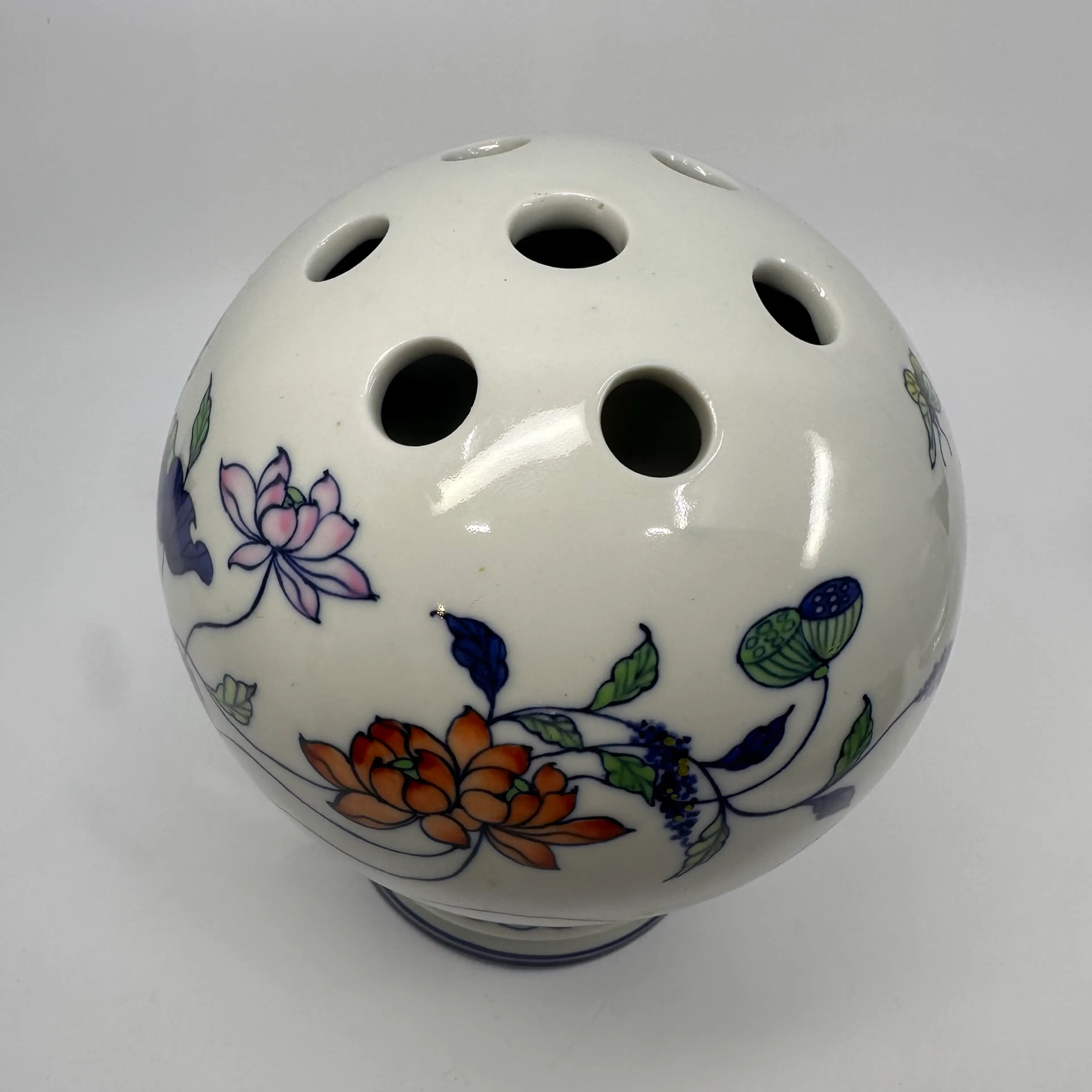 Image 4 of 5