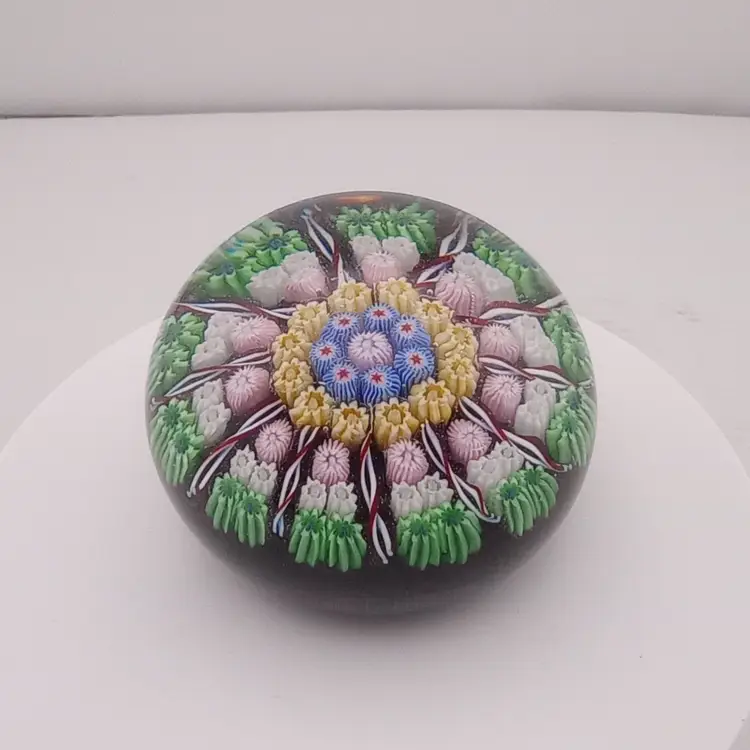 Perthshire radial twist spokes paperweight