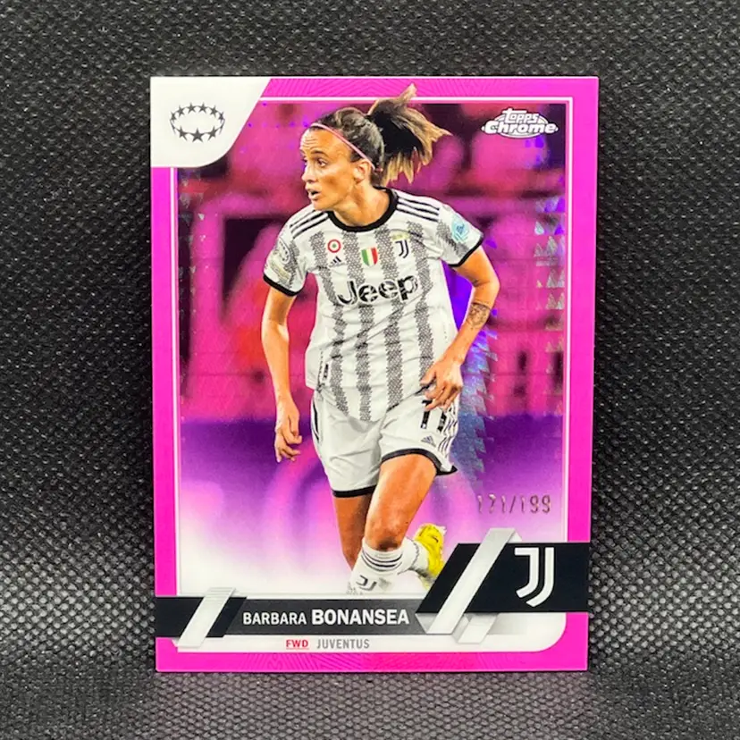 Barbara Bonansea 2022/23 Topps Chrome Pink Refractor /199 Soccer Card