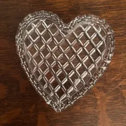 Crystal Heart Trinket Tray - 6 Inch