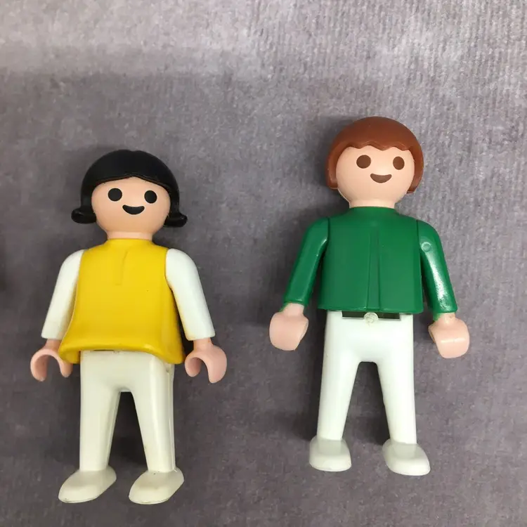 Playmobil 3433 Safari Station Woman & Children Figures